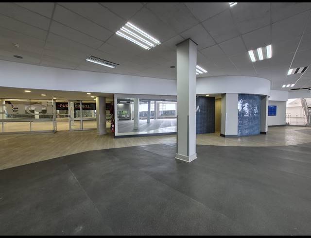2,355M² RETAIL TO LET IN CRAIGHALL